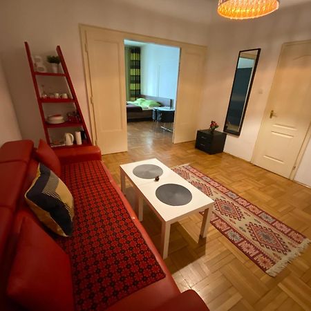 Apartment And Rooms Heart Of The City Budapest Exteriör bild