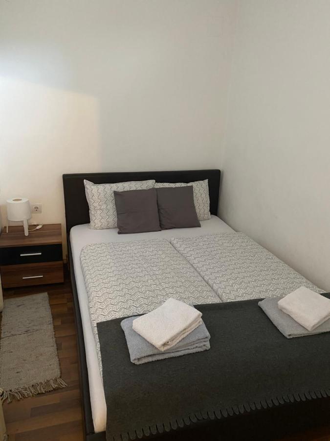 Apartment And Rooms Heart Of The City Budapest Exteriör bild