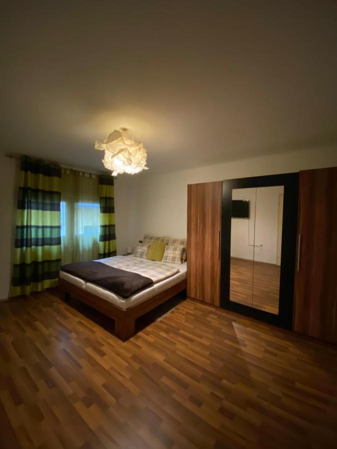 Apartment And Rooms Heart Of The City Budapest Exteriör bild