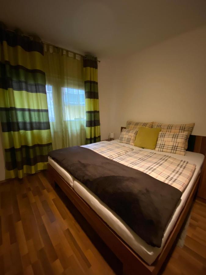 Apartment And Rooms Heart Of The City Budapest Exteriör bild