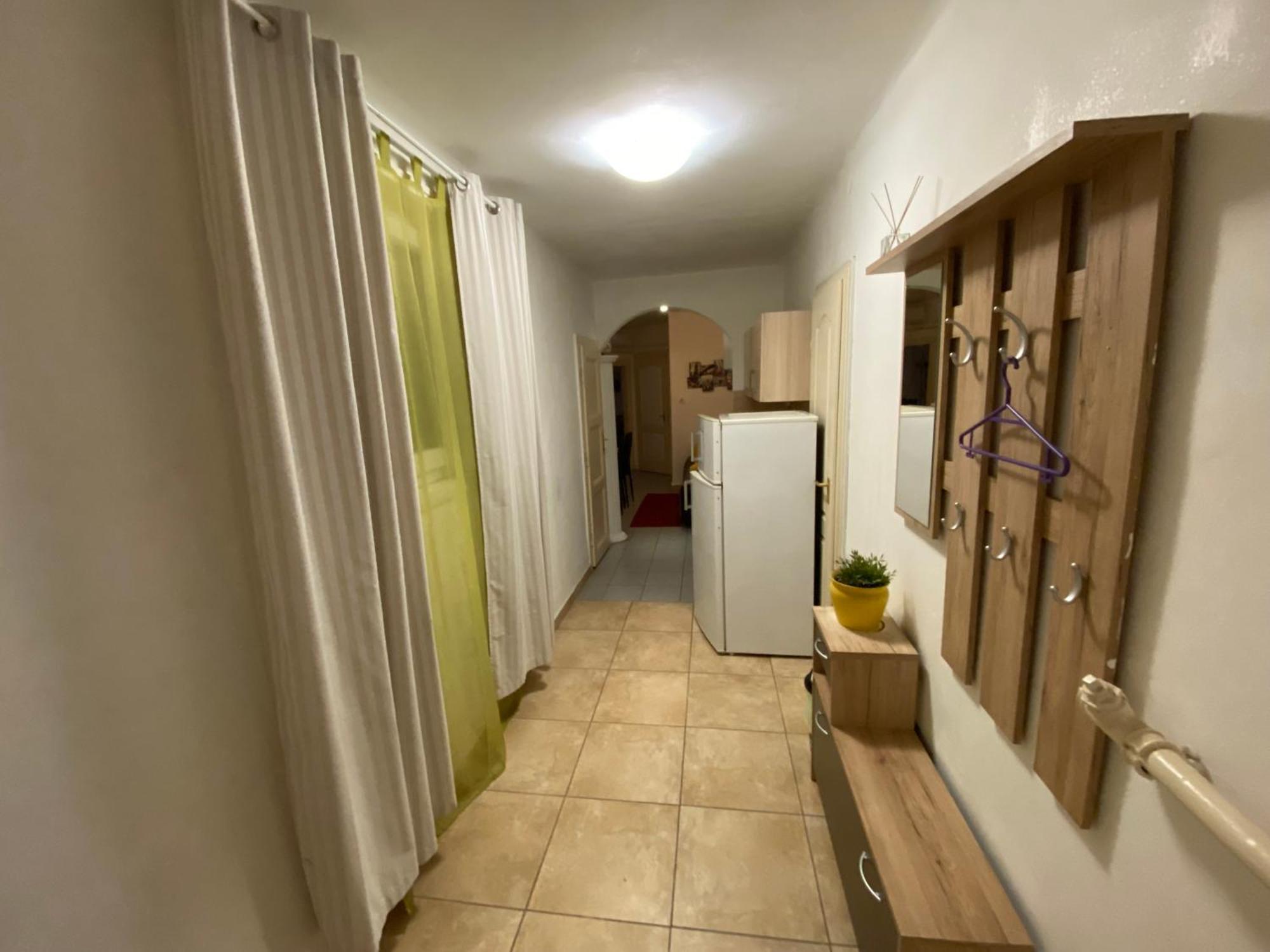Apartment And Rooms Heart Of The City Budapest Exteriör bild