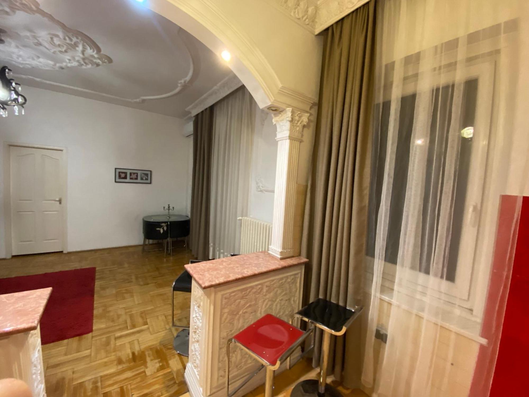 Apartment And Rooms Heart Of The City Budapest Exteriör bild