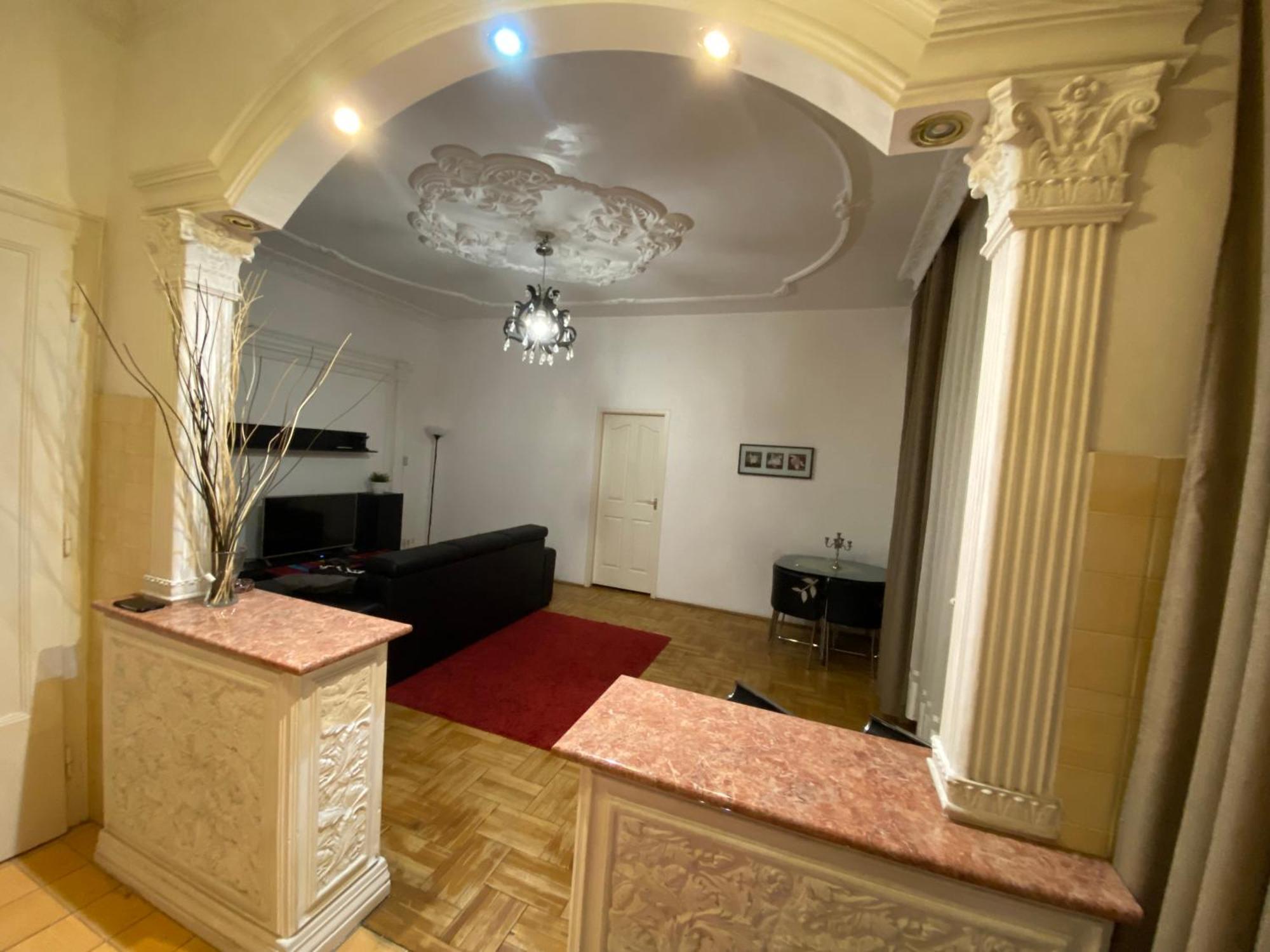 Apartment And Rooms Heart Of The City Budapest Exteriör bild