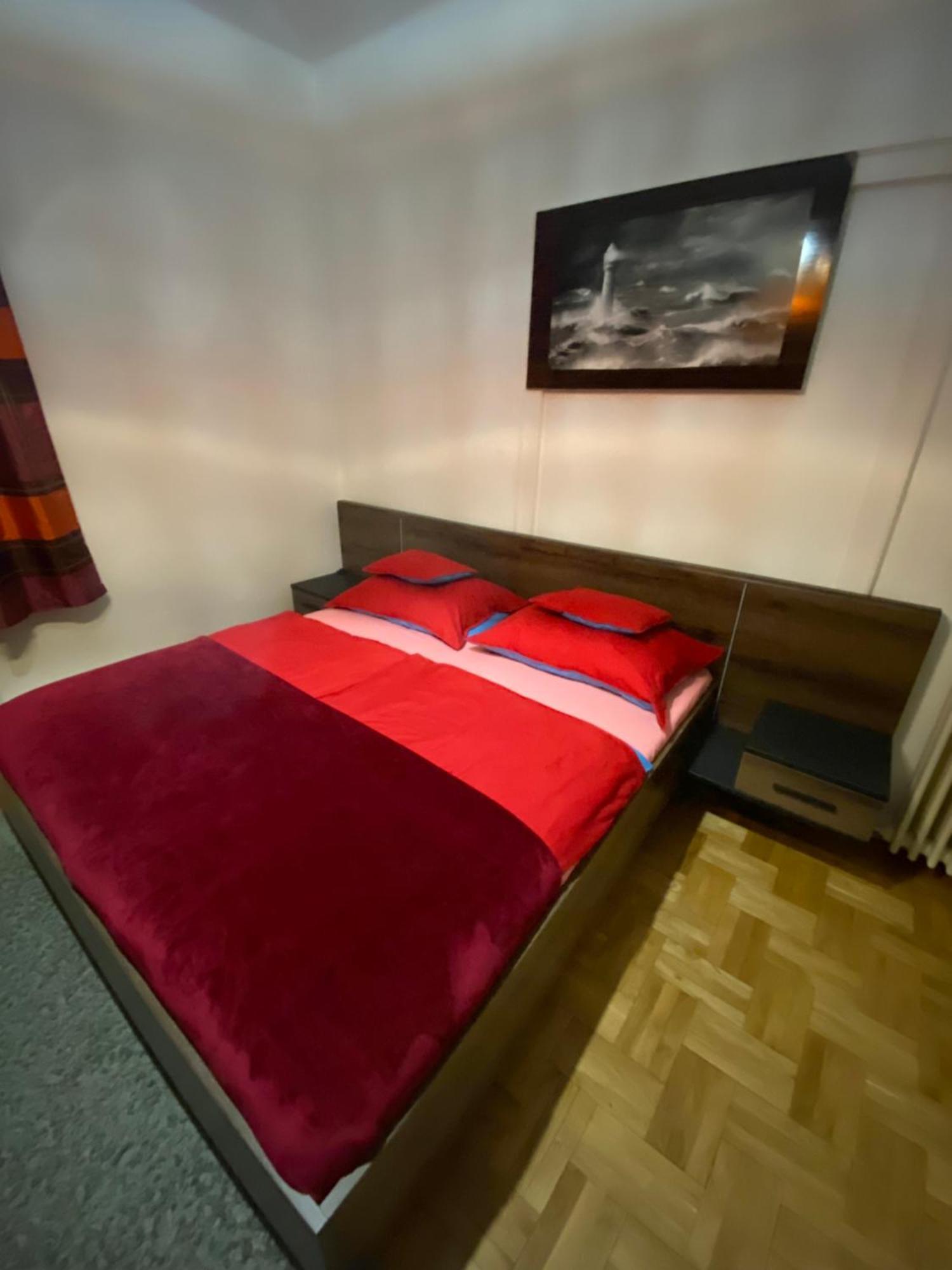Apartment And Rooms Heart Of The City Budapest Exteriör bild